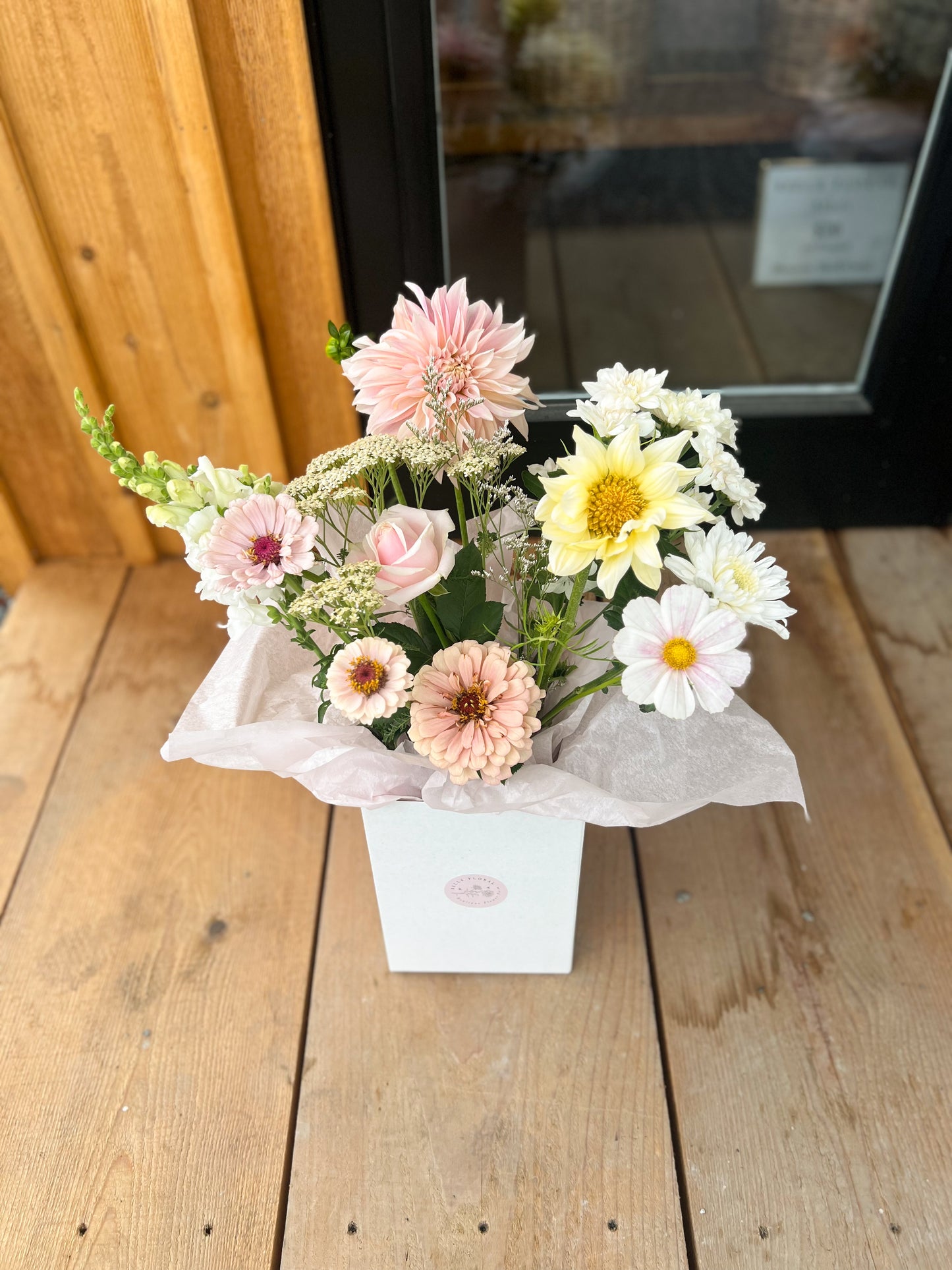 Bloom Box - DIY Flowers